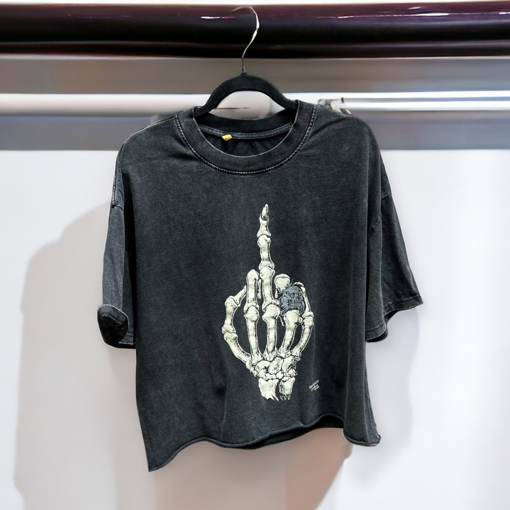 🌻VINTAGE 90s Gallery Dept. Fashion Victim CROPPED Faded Black T-shirt Size L